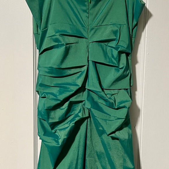 Signature by Sangria Dress - Picture 2 of 3